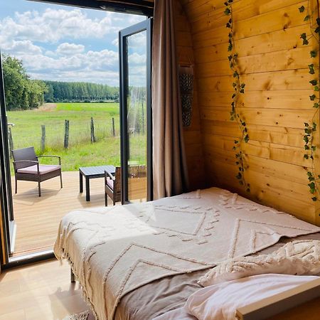 Logement Insolite : La Ruche Verte Monts-sur-Guesnes Luaran gambar