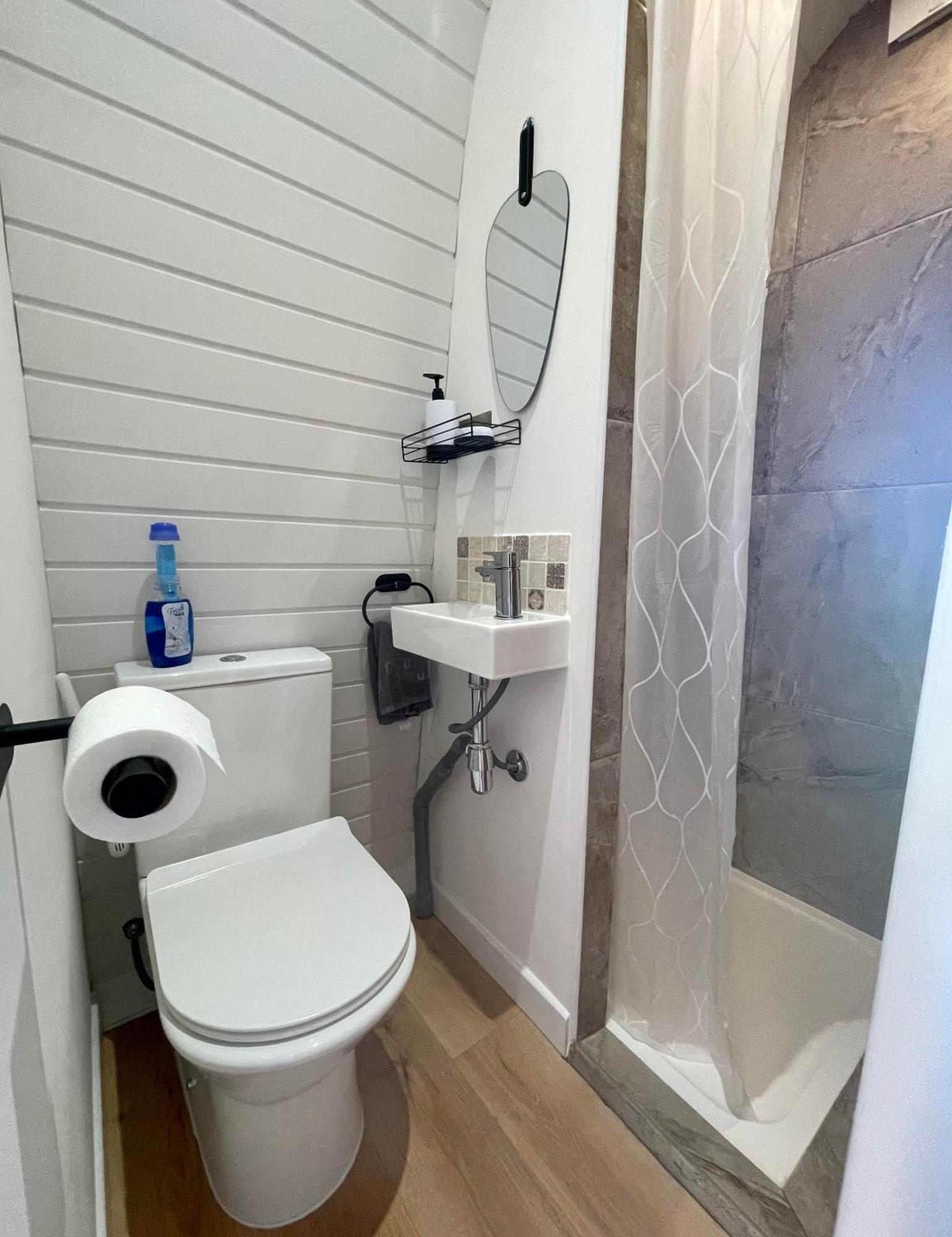 Logement Insolite : La Ruche Verte Monts-sur-Guesnes Luaran gambar
